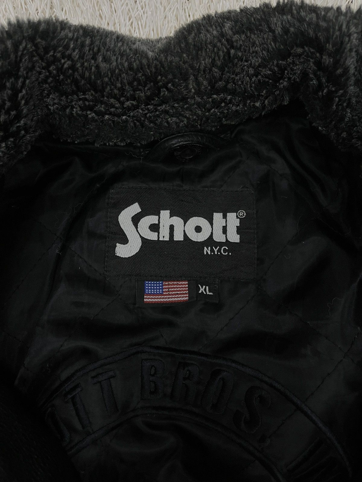 Schott Rare vintage Schott NYC Leather Jacket Cowhide bomber ID6875 Size US XL / EU 56 / 4 - 4 Thumbnail