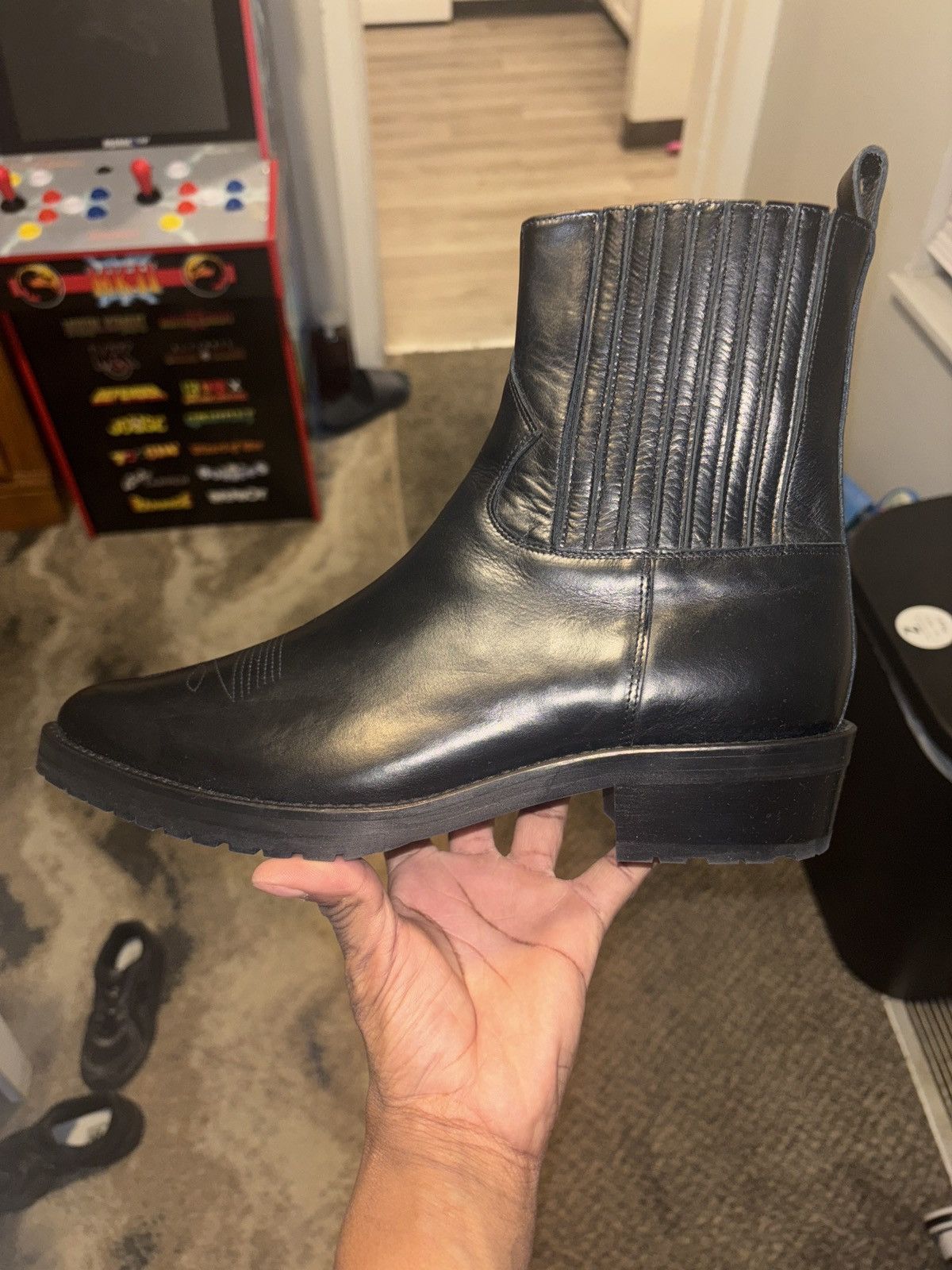 TOGA VIRILIS Toga Virilis black hard leather cowboy/dress boots Size US 8 / EU 41 - 5 Thumbnail