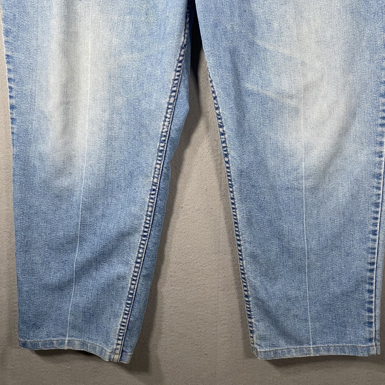 Levi's Vtg Levis 540 Denim Blue Jeans Brown Tab Mens W40xL30 Size US 40 / EU 56 - 3 Thumbnail
