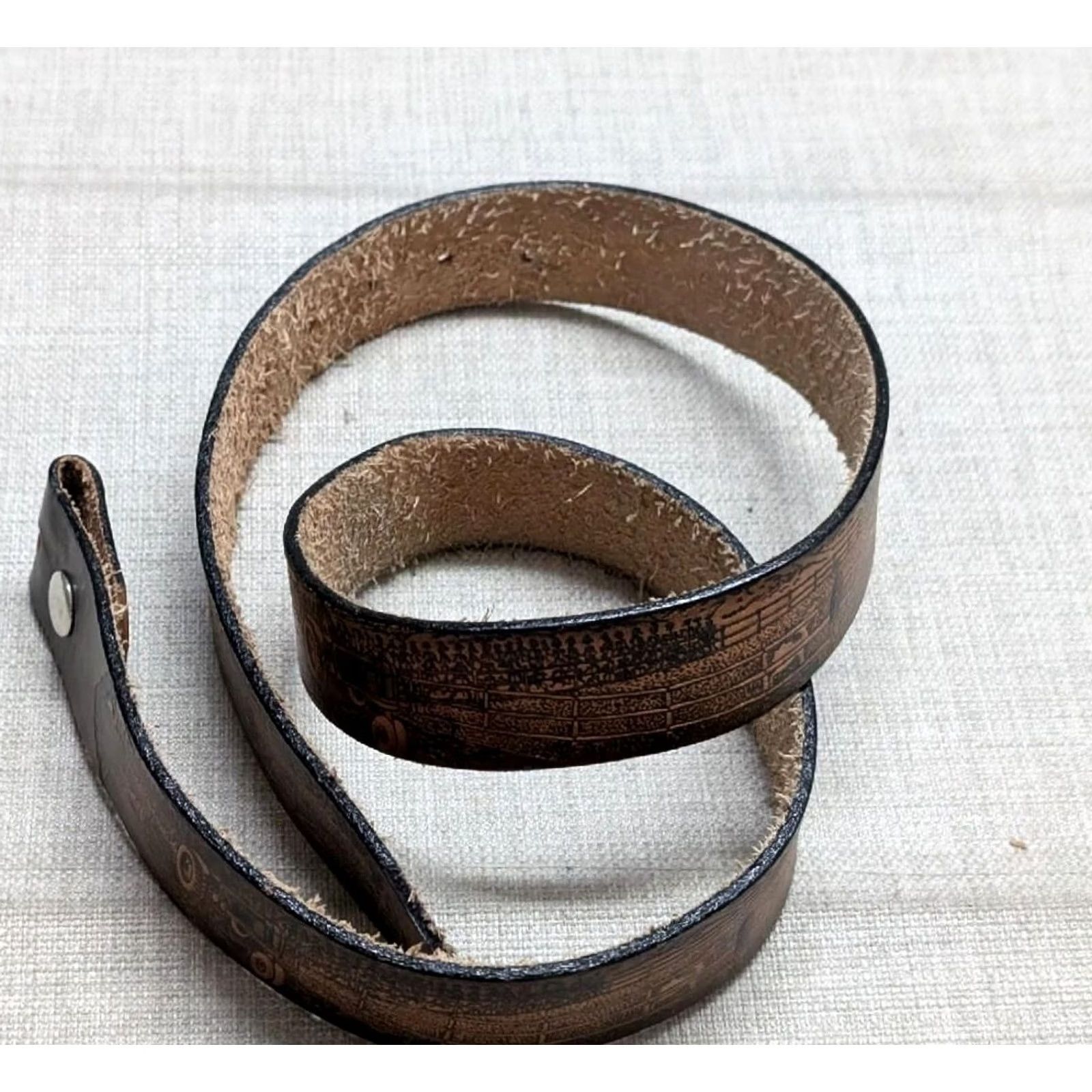 Vintage VINTAGE FARMING Western belt Buckle tooled cowhide leather 36 brown Men Belt Size 36 - 4 Thumbnail