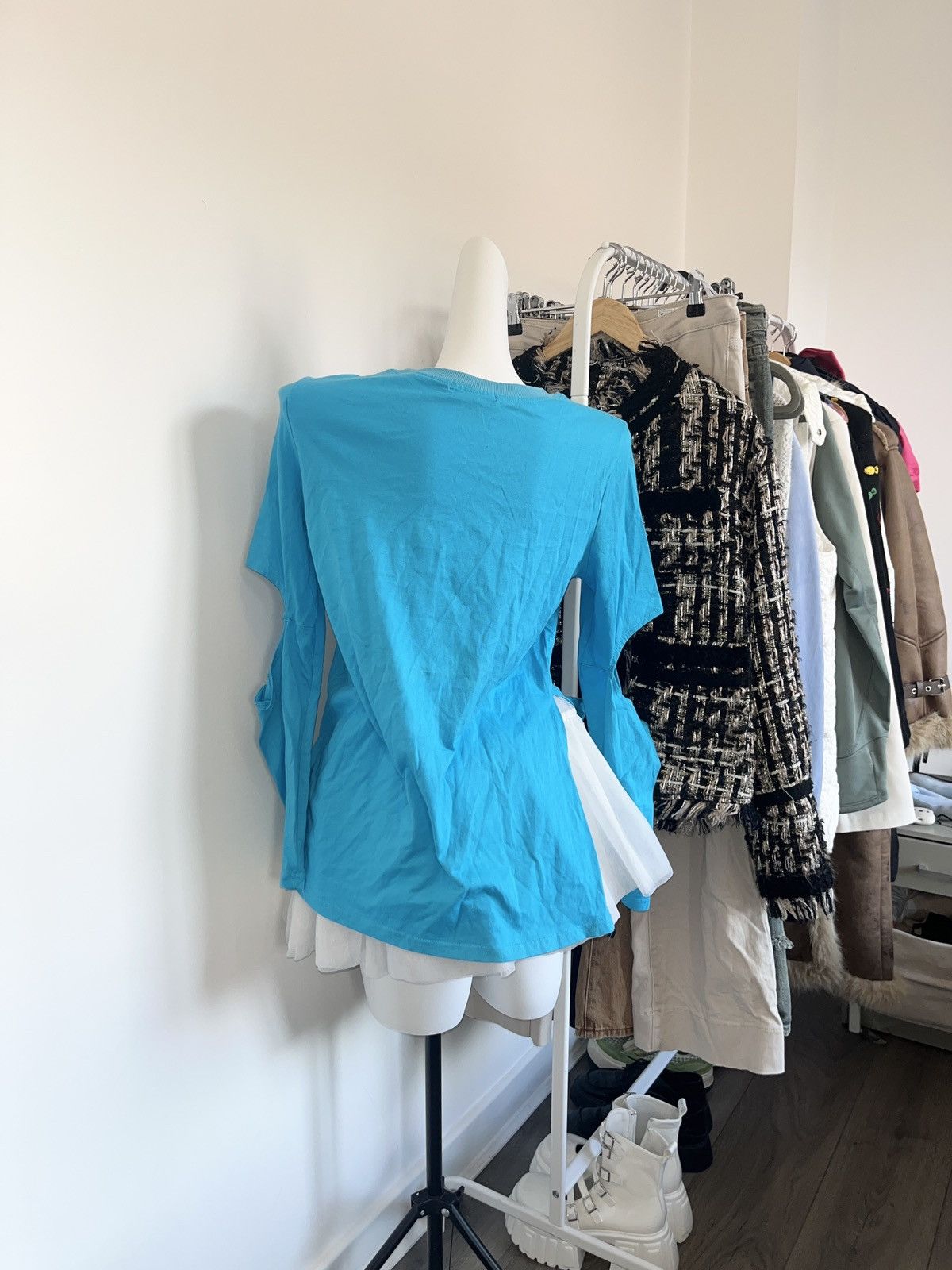 Other Design inspired hollowed out lake blue long sleeves Shirt Size M / US 6-8 / IT 42-44 - 2 Thumbnail
