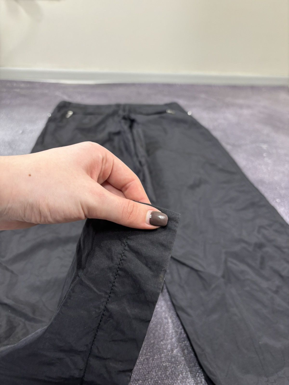 Versace Vintage Versace Sport Women’s Rare Black Baggy Nylon Pants Size 32" / US 10 / IT 46 - 6 Thumbnail