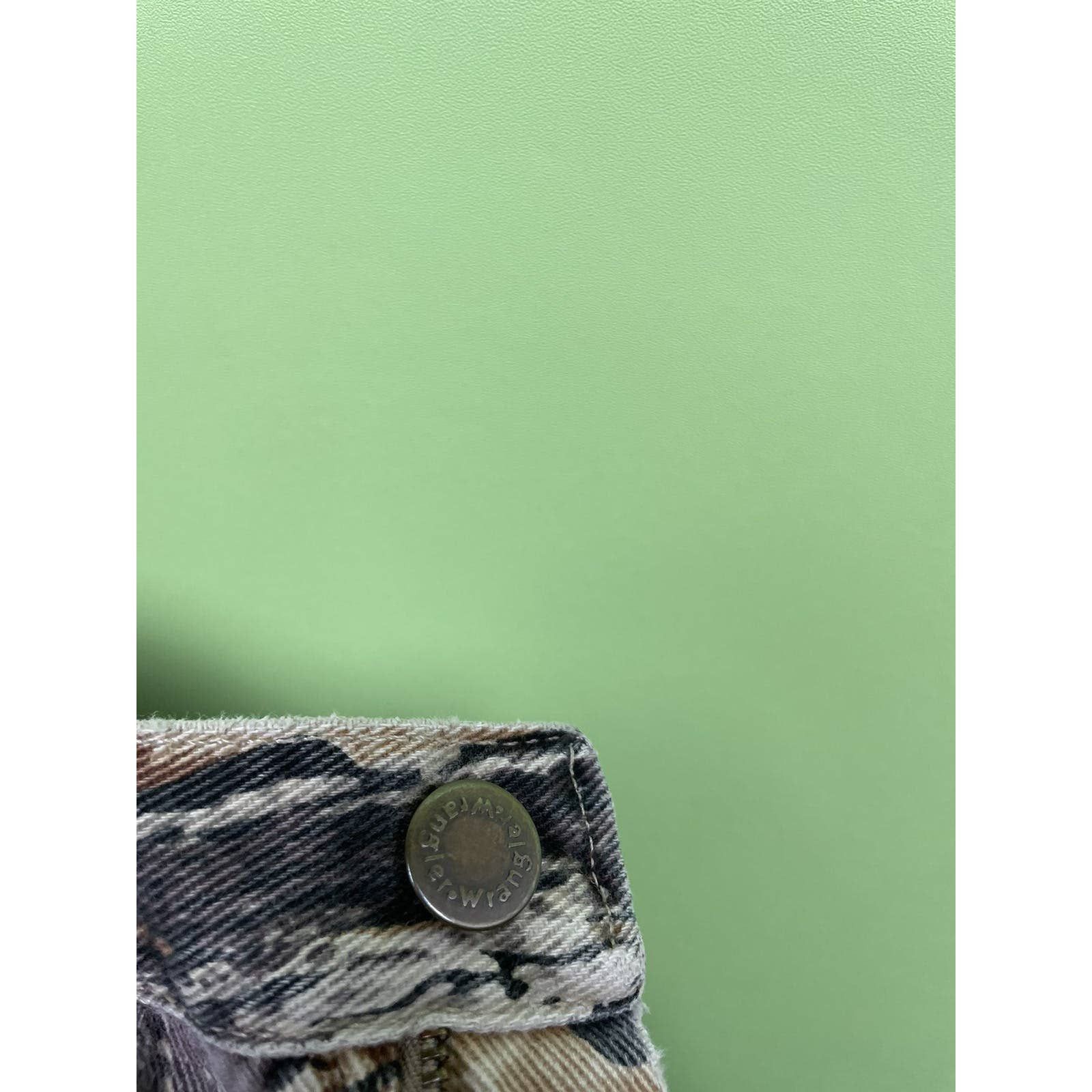 Vintage Wrangler Leaf Camo Denim Size US 28 / EU 44 - 3 Thumbnail