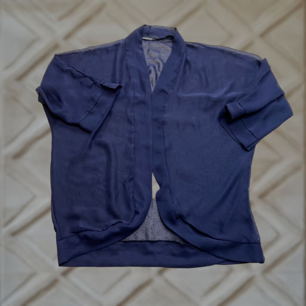 Boohoo VINTAGE Boohoo Kimono Top Shirt Womens Small Open Front Sheer 3/4 Sleeve Navy Blue Light Blue Size S / US 4 / IT 40 - 1 Thumbnail