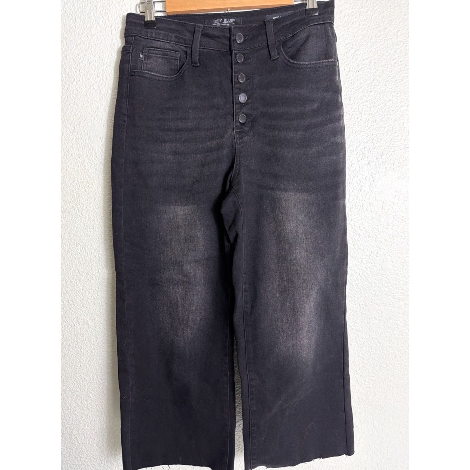 Vintage Judy Blue Women's Black Crop Wide Button Fly Jeans 28x30 7/28 Raw Hem Size 28 Regular Size 28" / US 6 / IT 42 - 2 Thumbnail