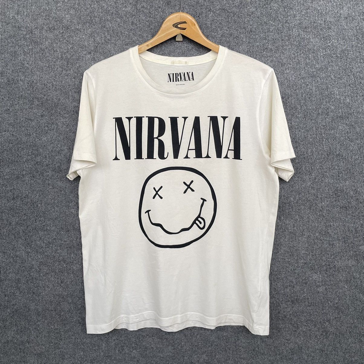 GU × Nirvana GU x Nirvana Smiley Face Kurt Cobain Band T Shirt Size US M / EU 48-50 / 2 - 1 Thumbnail