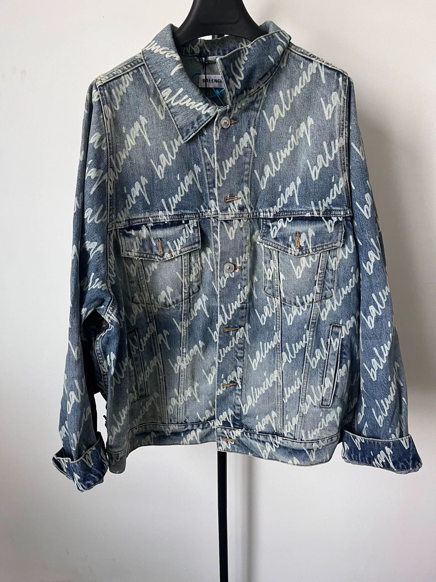 Balenciaga Balenciaga All-Over Logo Denim Jacket Size S / US 4 / IT 40 - 1 Thumbnail