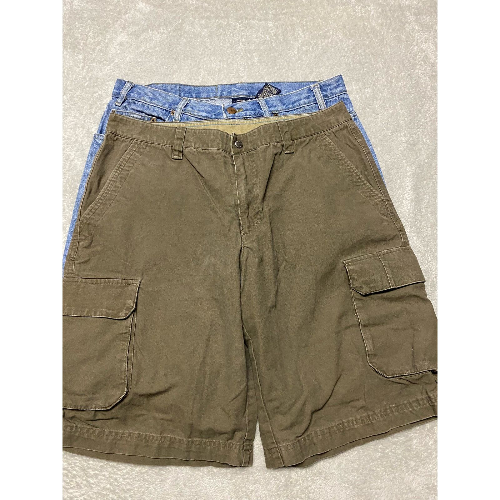 Columbia 2pcs Bundle Columbia cargo short and Route 66 size 34 Size US 34 / EU 50 - 3 Thumbnail