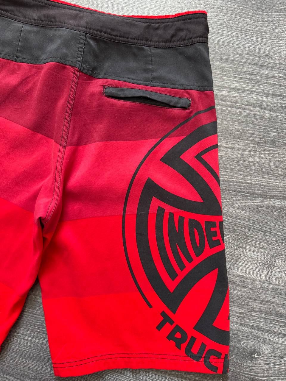 Independent Truck Co. Independent y2k nylon surf shorts Size US 32 / EU 48 - 7 Thumbnail