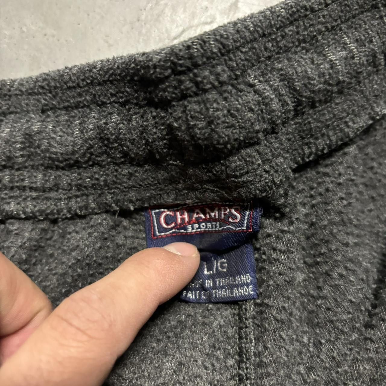 Japanese Brand × Vintage Crazy Vintage Y2K/2000s Baggy Grey Black Striped Fleece Skater Essential Sweatpants! Size US 34 / EU 50 - 6 Thumbnail