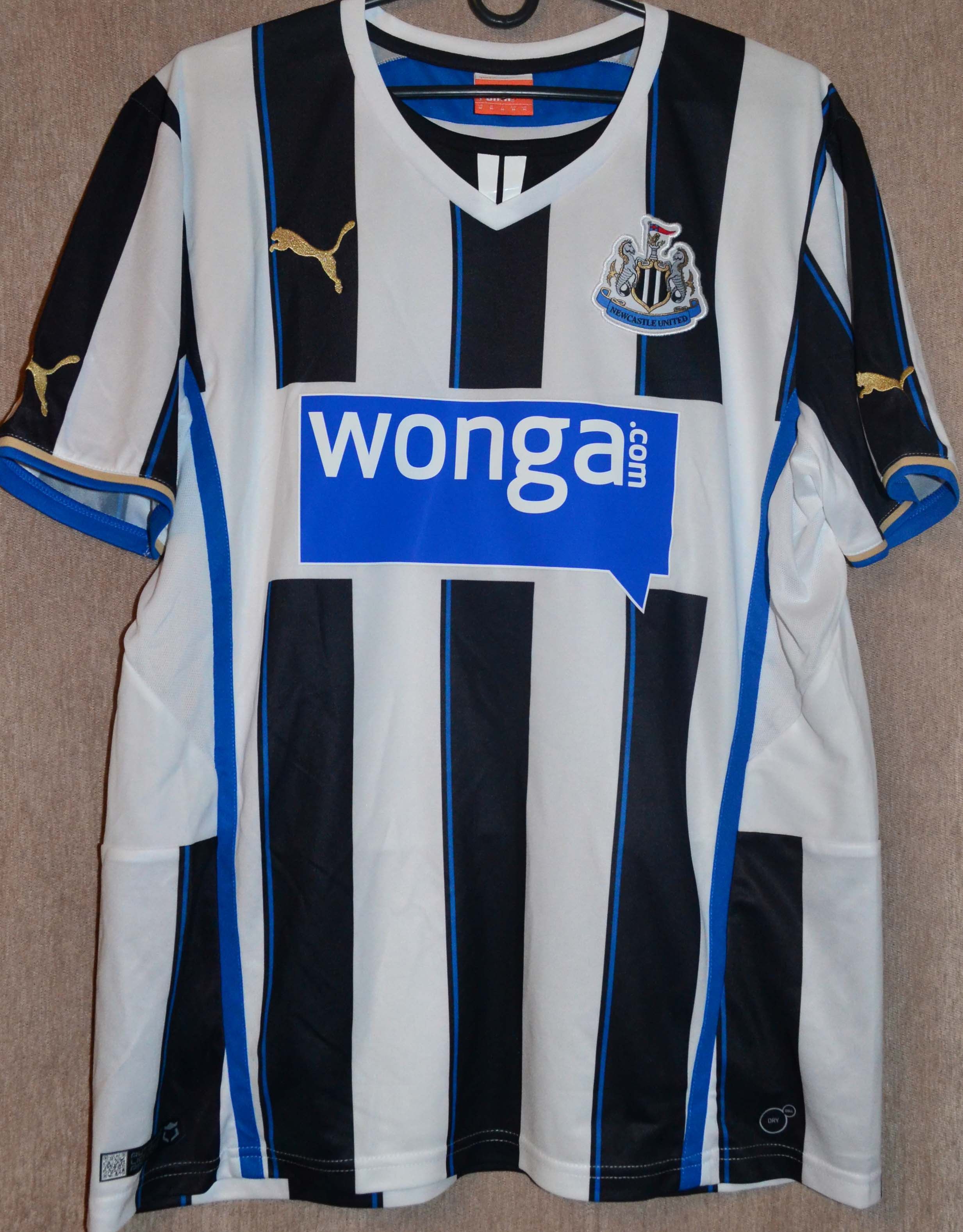Puma Newcastle United FC 2013 2014 Home T-shirt Jersey Puma Size US M / EU 48-50 / 2 - 1 Thumbnail