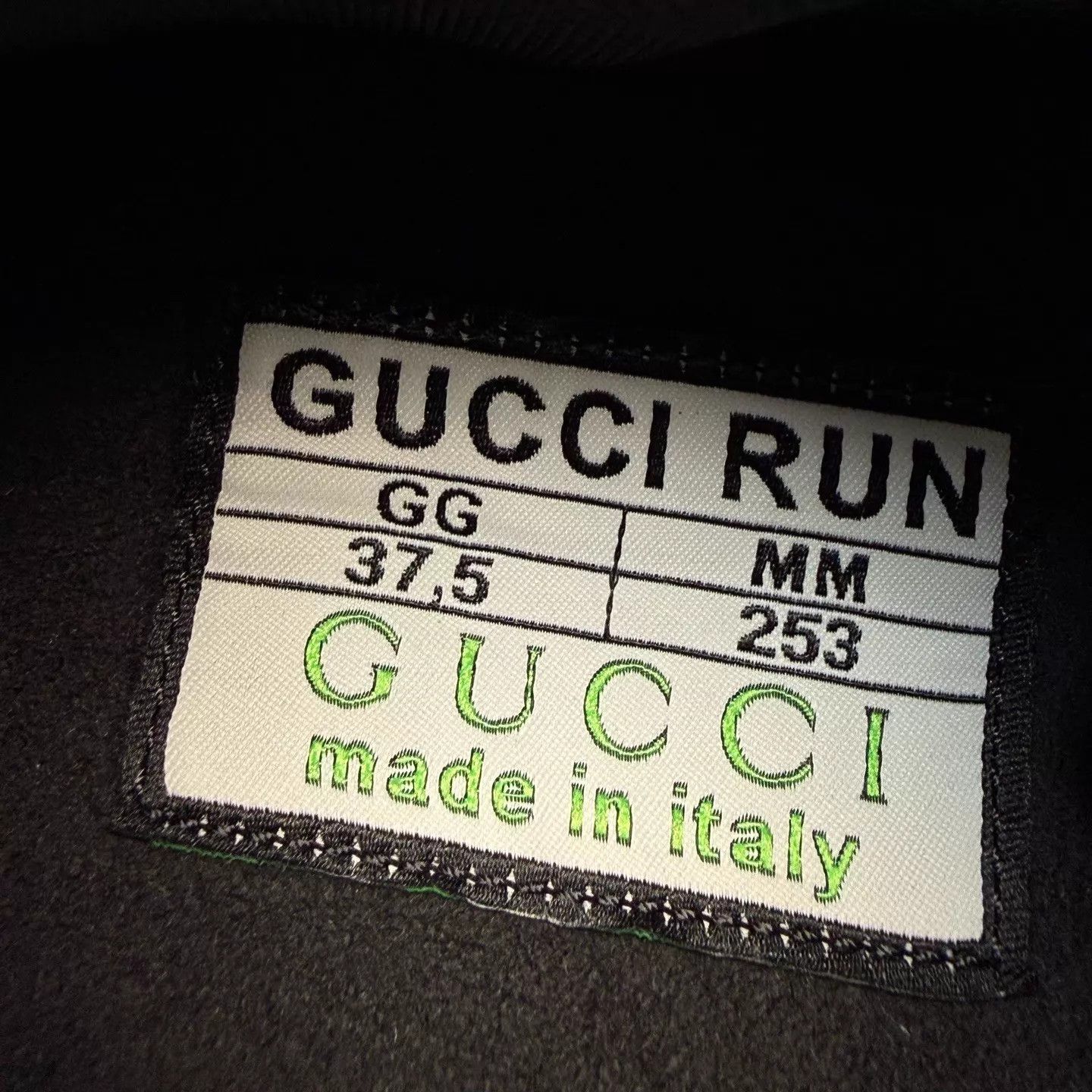 Gucci Gucci Crystal Perforated Runners 37.5W Size US 7 / IT 37 - 8 Thumbnail