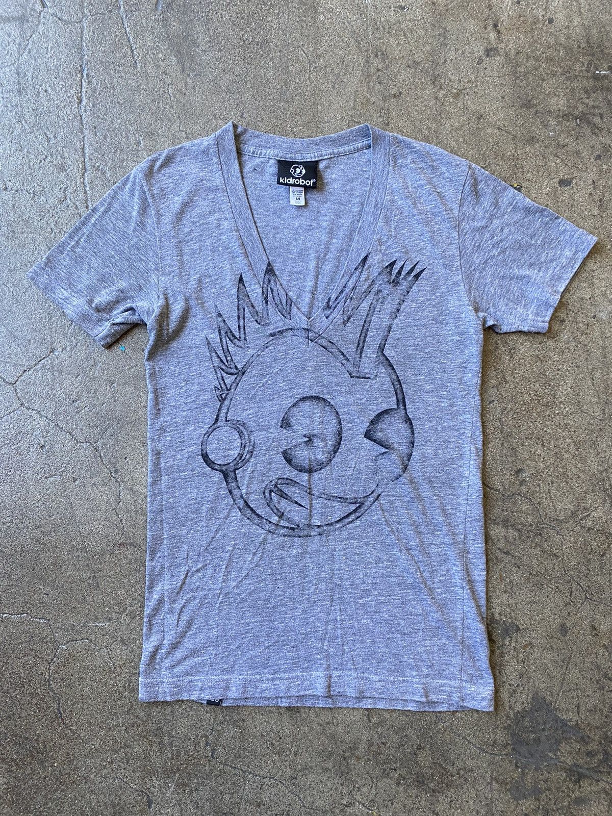 Kid Robot × Vintage VINTAGE Kidrobot V-Neck Tee Size M / US 6-8 / IT 42-44 - 1 Thumbnail