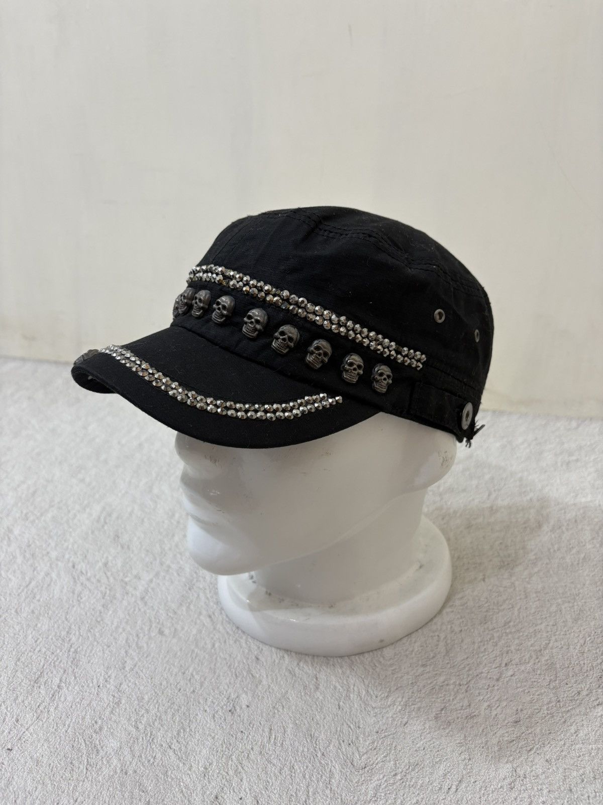 Kapital 2000s Cadet hatskull studet punk y2k style Size ONE SIZE - 3 Thumbnail