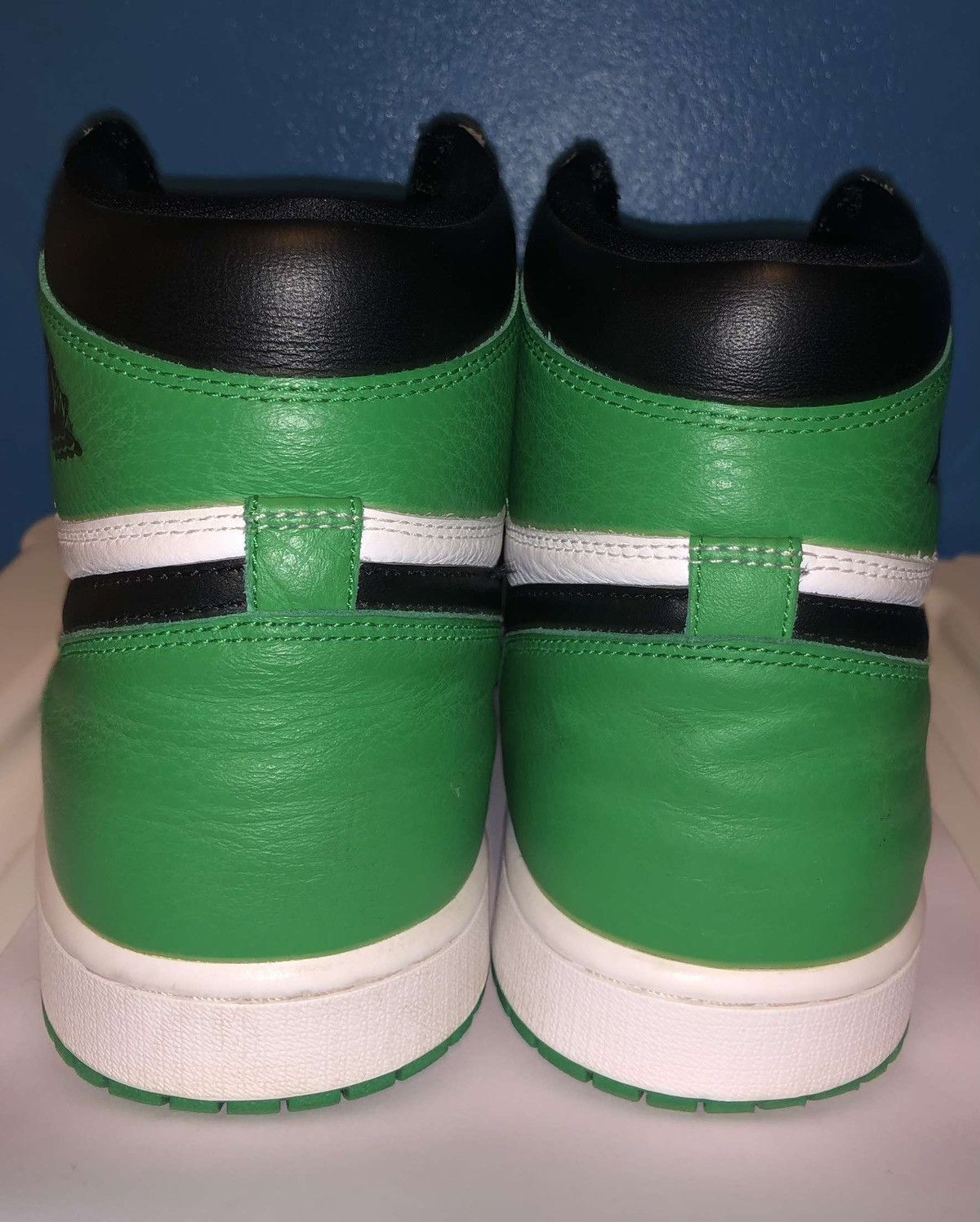 Jordan Brand Nike Air Jordan 1 Retro OG High ‘Lucky Green’ - Size UK 10 Size US 10.5 / EU 43-44 - 5 Thumbnail