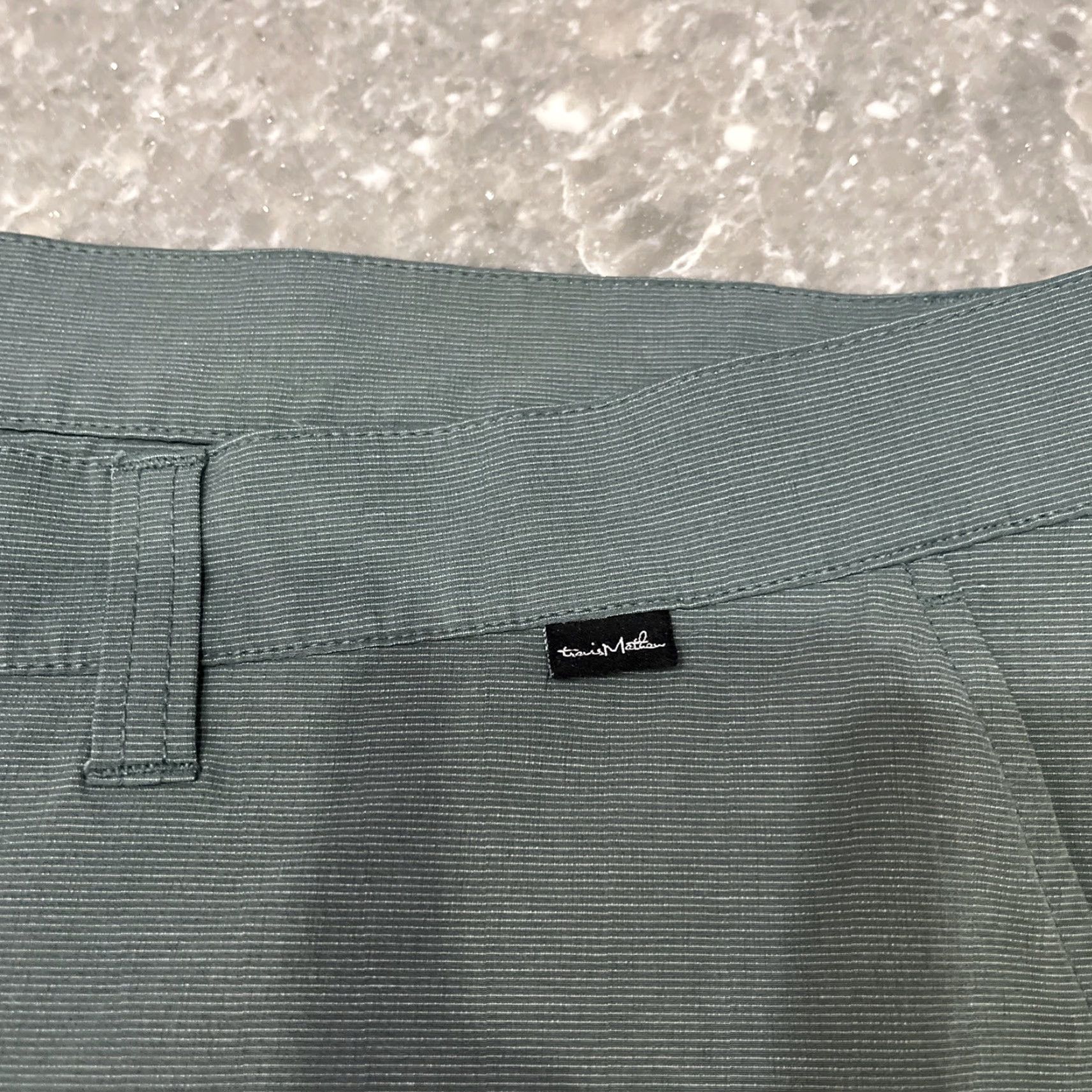TravisMathew Travis Mathew Mens Shorts 42 Gray Golf Casual Performance Pockets 12" Outdoor Size US 42 / EU 58 - 2 Thumbnail
