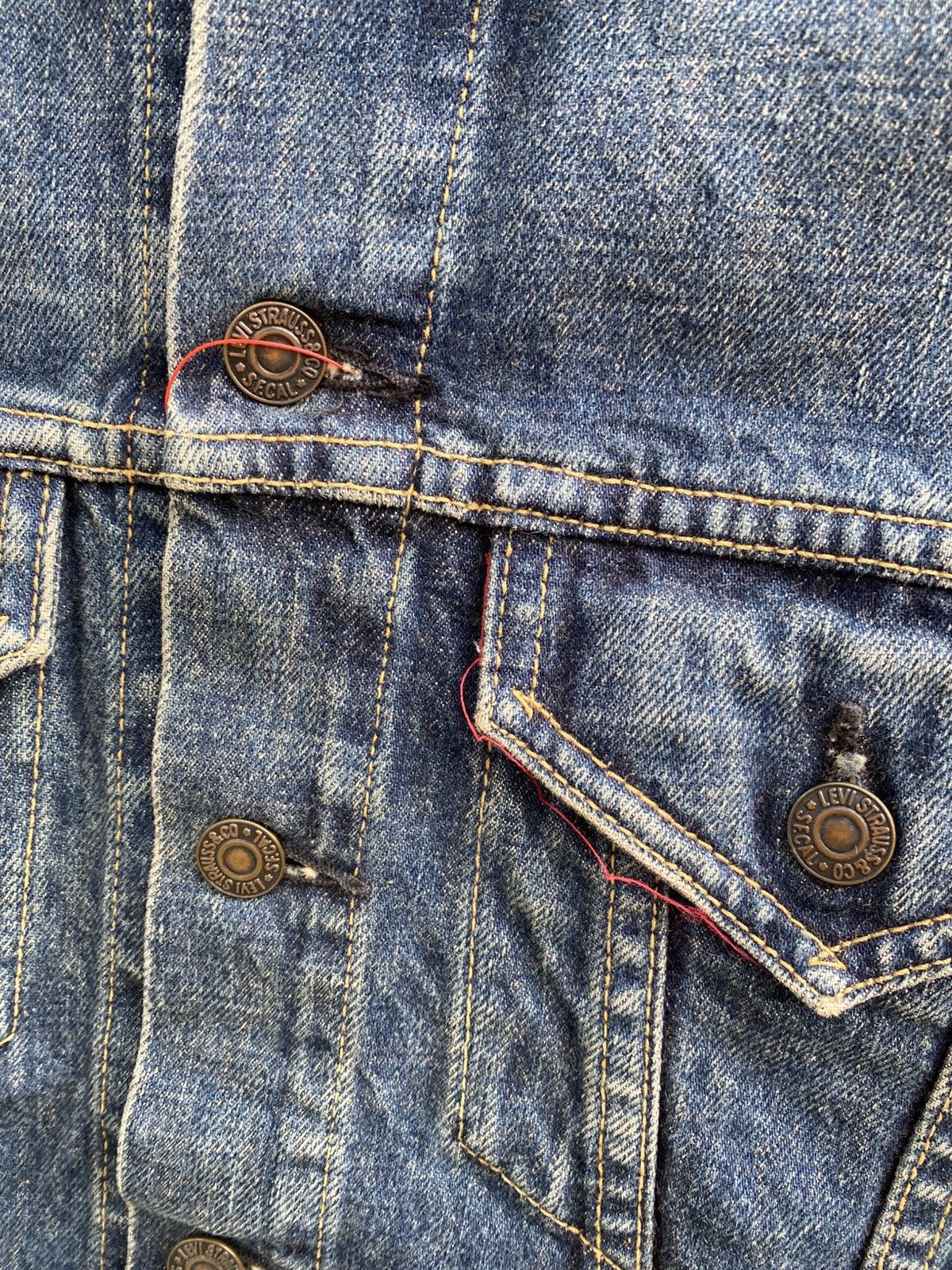 Levi's × Levi's Vintage Clothing × Vintage size 36 vintage levi's trucker denime big E jacket Size US S / EU 44-46 / 1 - 3 Thumbnail