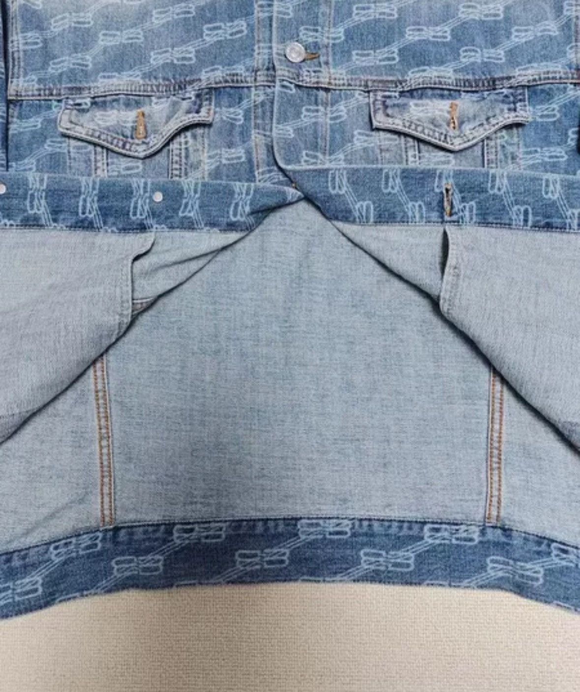 Balenciaga Balenciaga 23ss BB Monogram full print vintage denim jacket Size US M / EU 48-50 / 2 - 3 Thumbnail