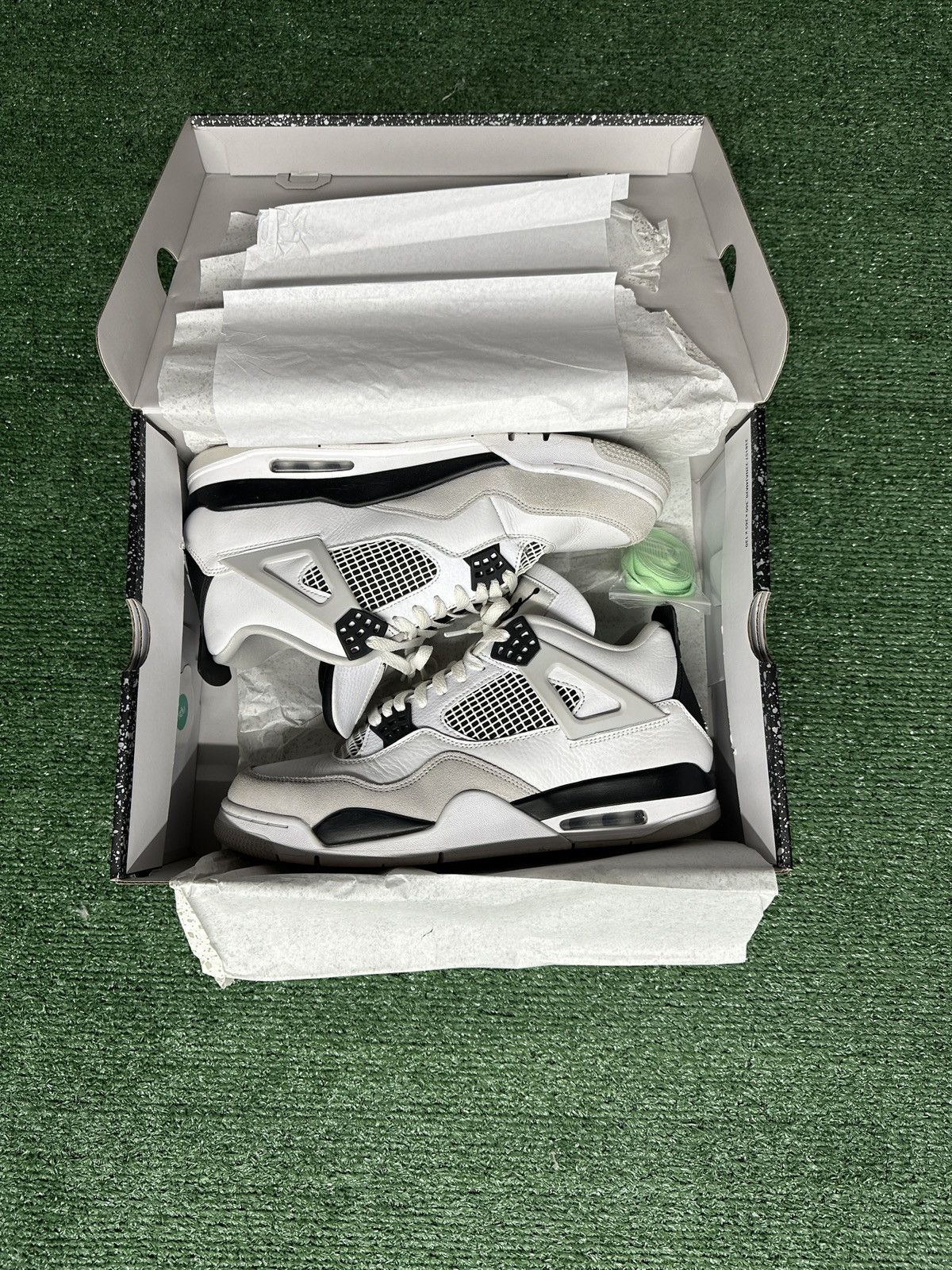 Jordan Brand 2021 Air Jordan 4 Retro Military Black Size US 12 / EU 45 - 8 Thumbnail