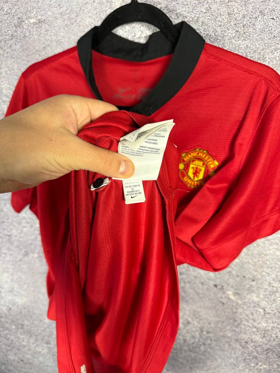 Nike Women's Manchester United 2013/14 Nike Soccer Jersey Size US XL / EU 56 / 4 - 10 Thumbnail