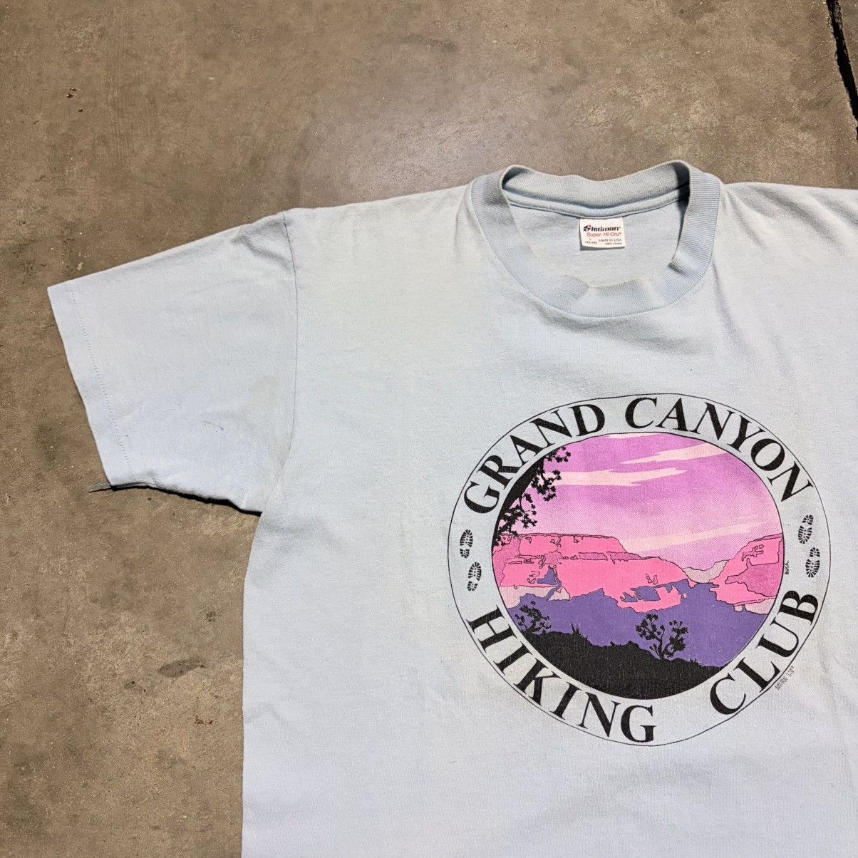 Vintage Vintage Grand Canyon Hiking Club 80s Graphic T shirt Stedman Size US L / EU 52-54 / 3 - 3 Thumbnail