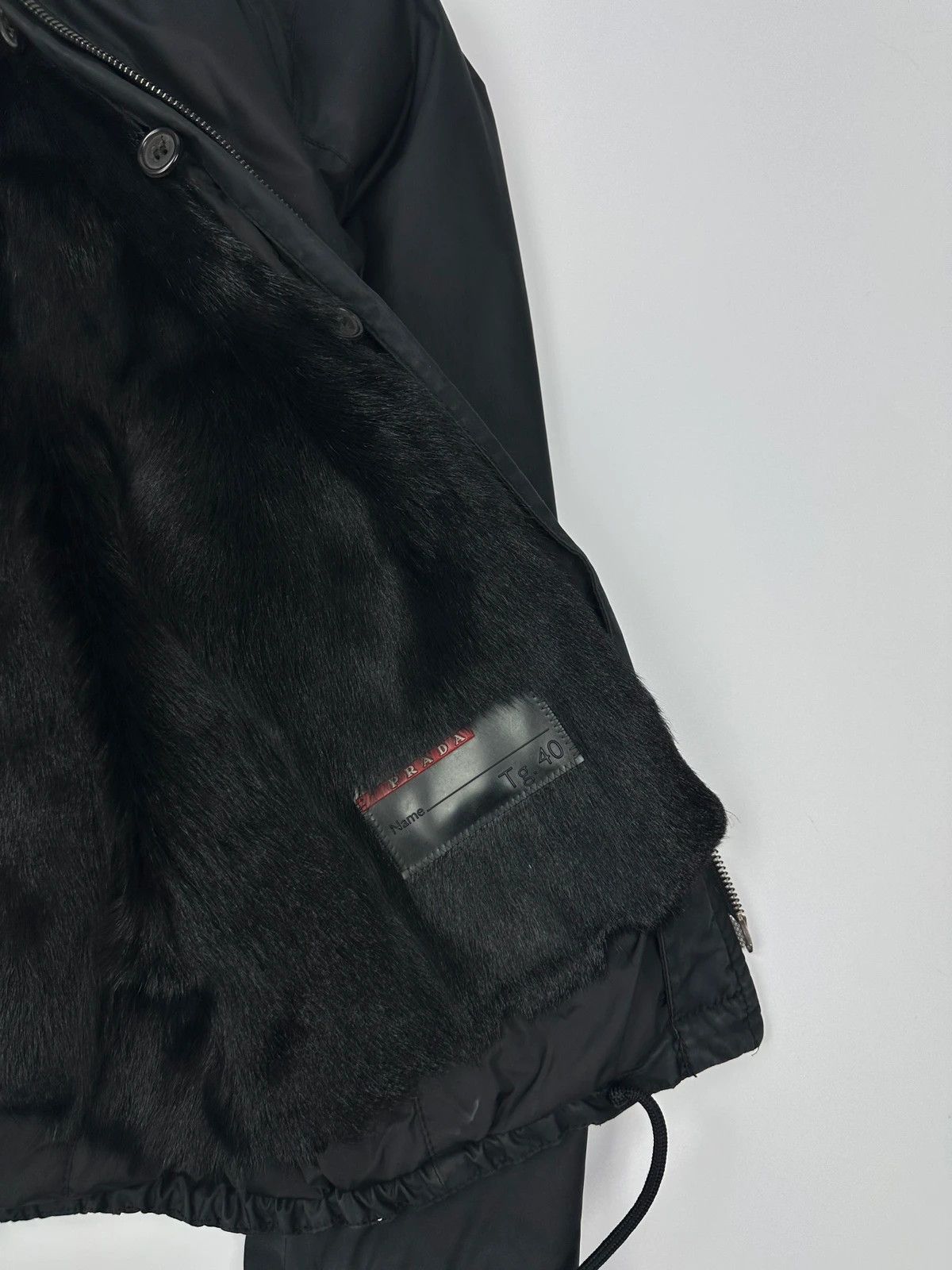 Prada Prada Sport FW2002 Black Nylon & Fur 2In1 Jacket Size S / US 4 / IT 40 - 8 Thumbnail
