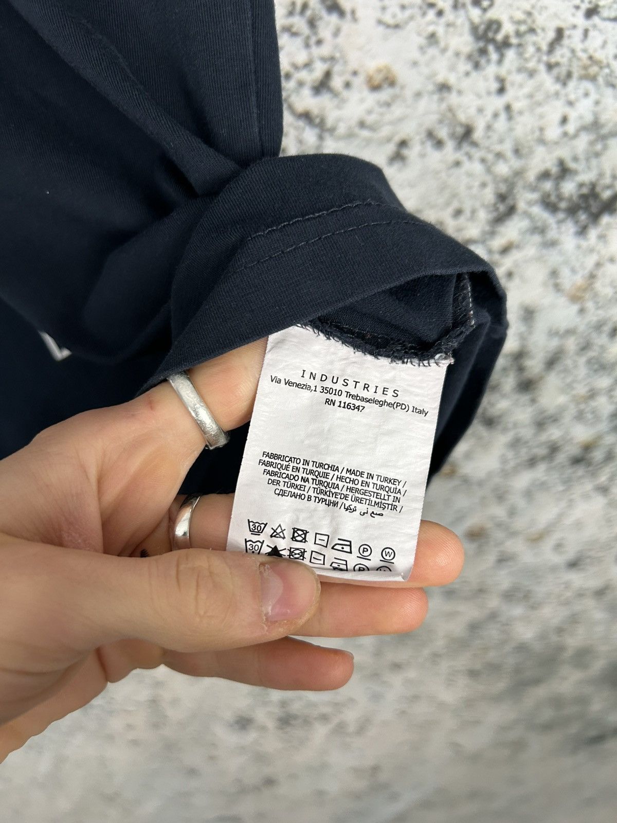 Moncler Moncler Tee Designer Streetwear Avant Garde Size US M / EU 48-50 / 2 - 7 Thumbnail