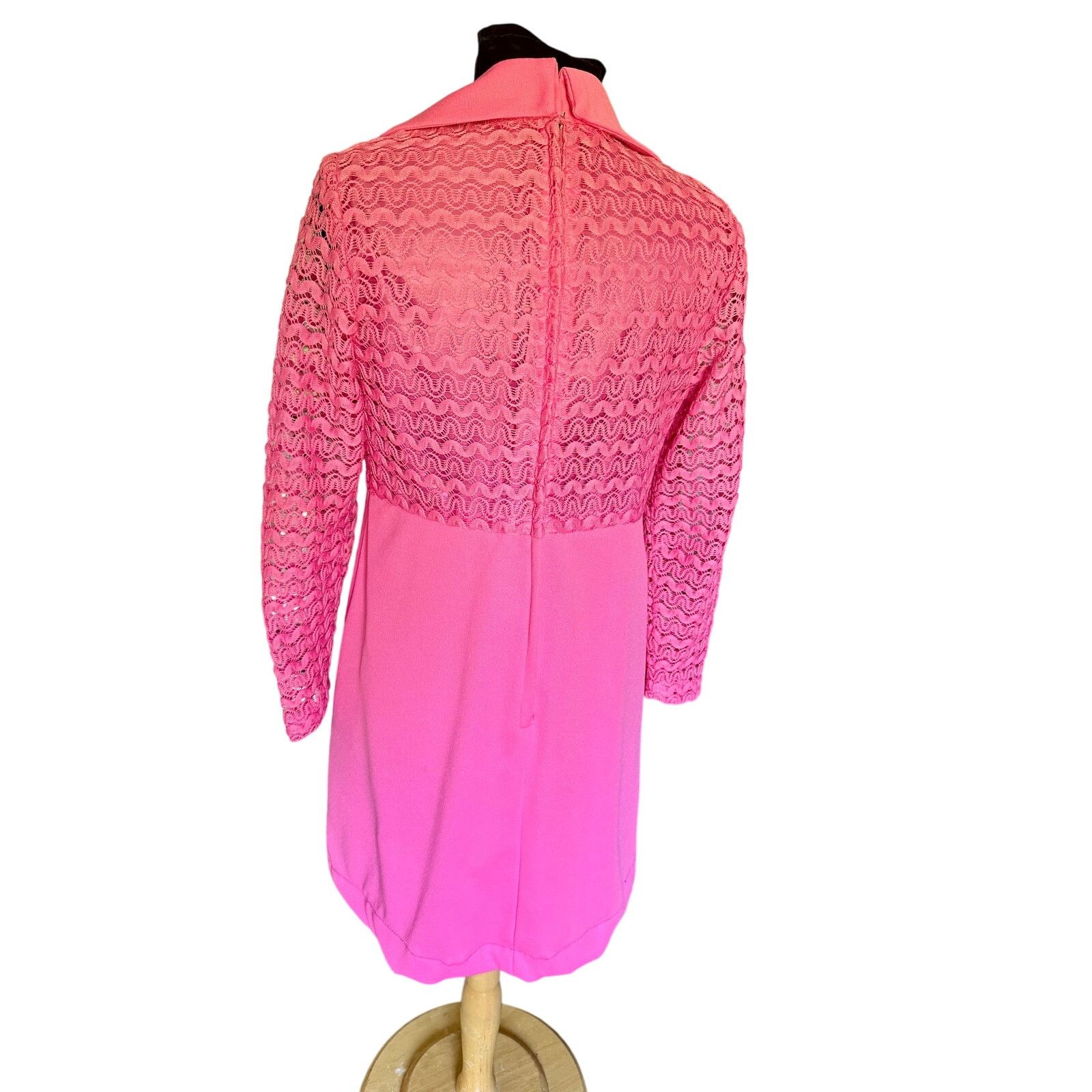 Vintage Vintage 70’s Hot Pink Groovy Texture GoGo Dress Large Hippie Size L / US 10 / IT 46 - 2 Thumbnail