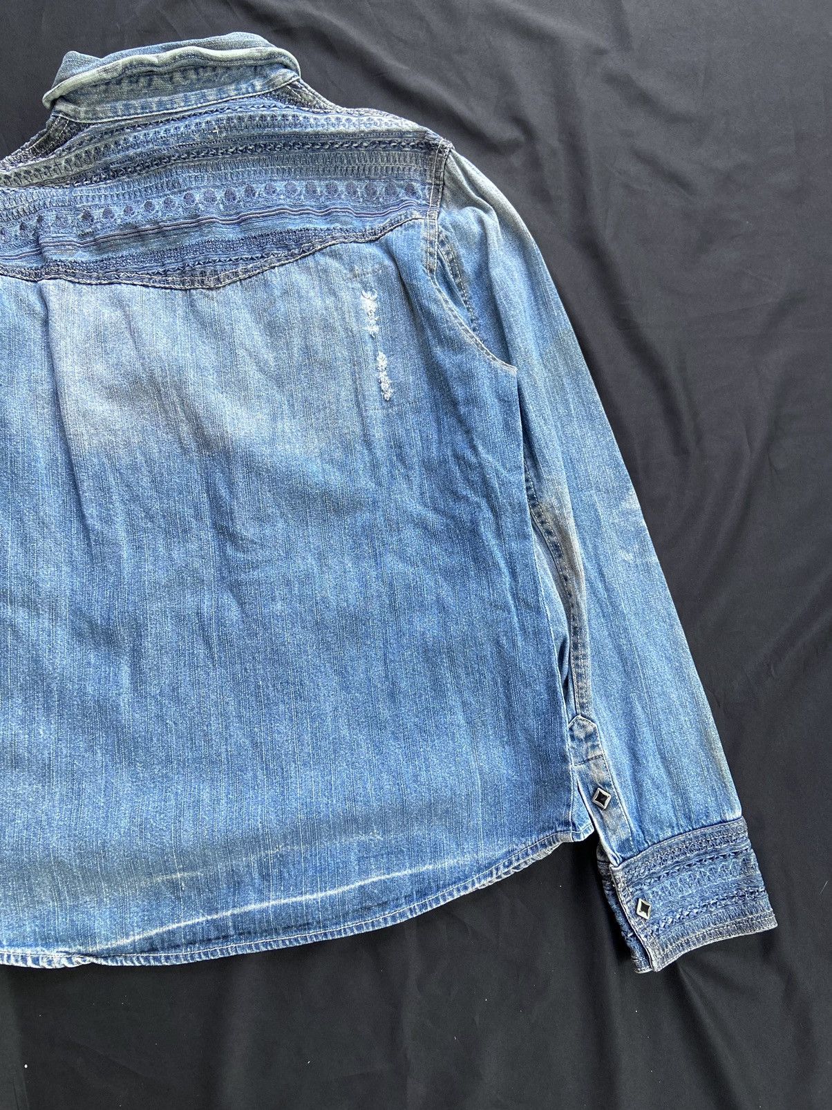 semanticdesign SEMANTIC DESIGN DISTRESSED SKULL BUTTON DOWN DENIM Size US S / EU 44-46 / 1 - 14 Thumbnail