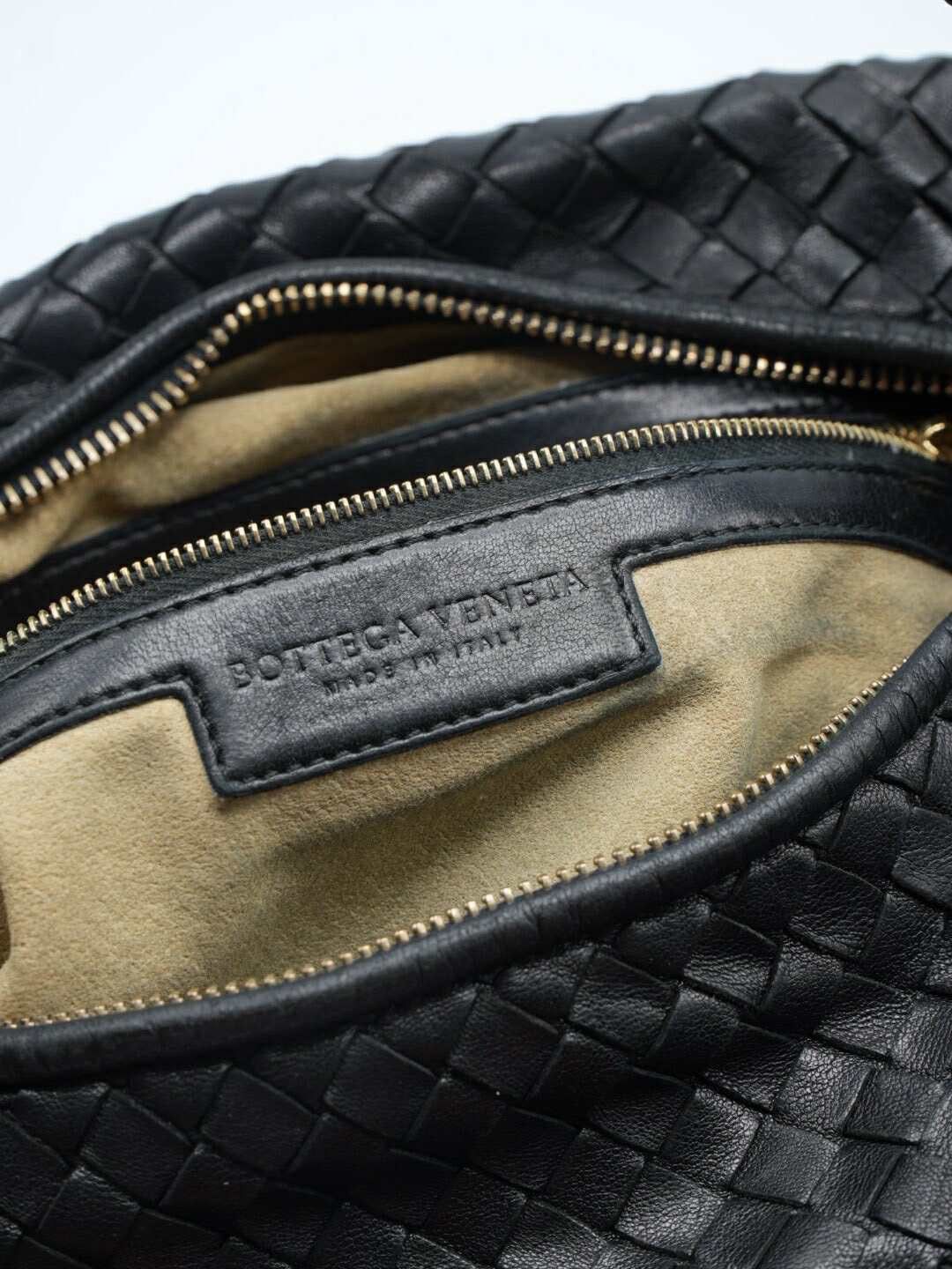 Bottega Veneta Bottega Veneta Medium Intrecciato Veneta Hobo Size ONE SIZE - 7 Thumbnail