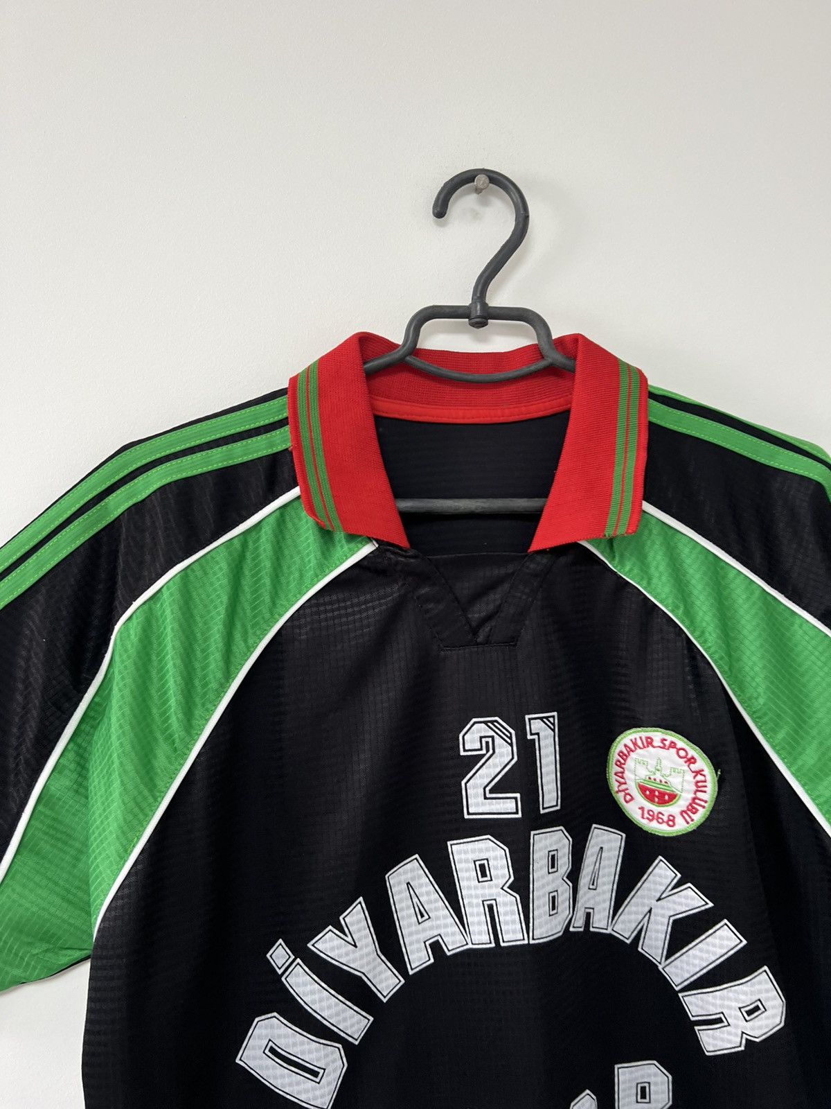 Vintage Vintage 90’s Diyarbekir Spor Jersey Turkey Football Shirt XL Size US XL / EU 56 / 4 - 8 Thumbnail