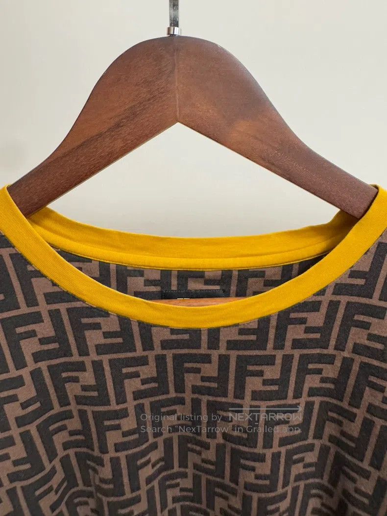 Fendi Fendi Monogrammed floral logo short-sleeve T-shirt Size XS / US 0-2 / IT 36-38 - 7 Thumbnail