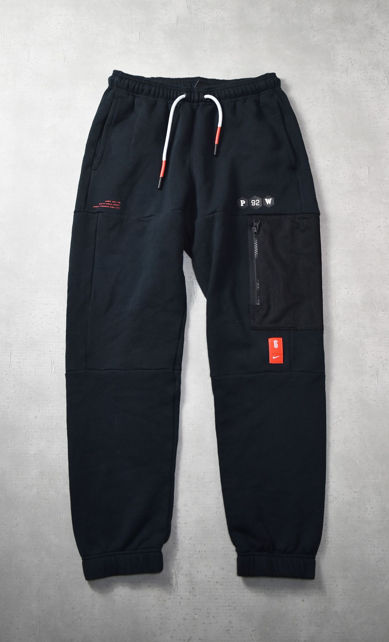 image of Nike Easy Sweat Pants 0-6-88 64 in Black, Men's (Size 34)
