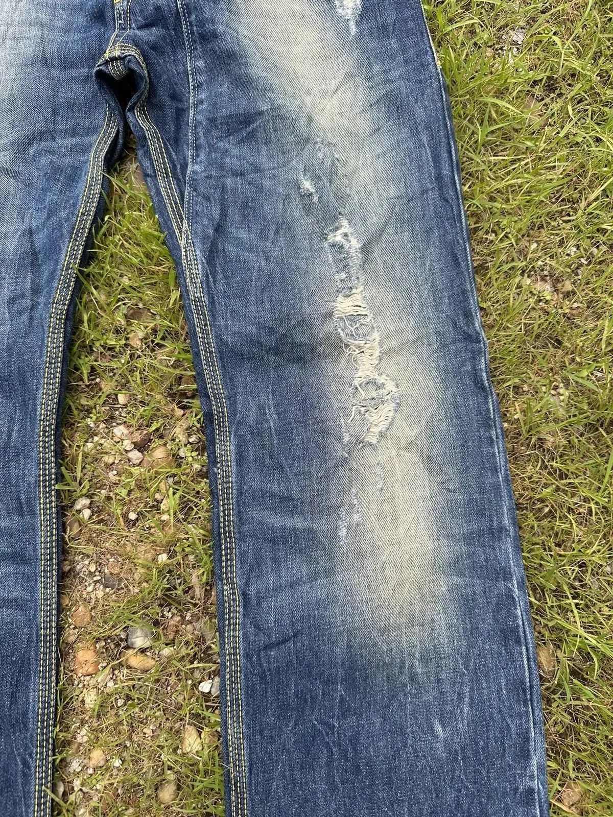 Diesel DIESEL JEANS RIPPED REGULAR STRAIGHT DENIM MUDWASH PANTS Size US 30 / EU 46 - 4 Thumbnail
