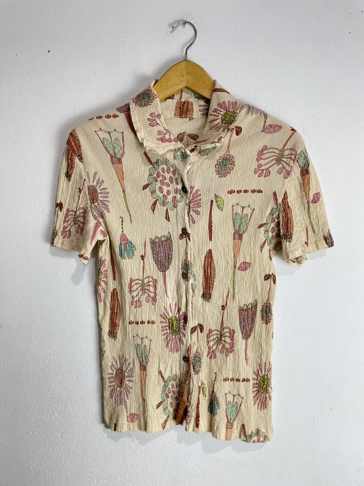 Tsumori Chisato Issey Miyake Tsumori Chisato Pleats Button Up Shirt Art Size S / US 4 / IT 40 - 1 Thumbnail