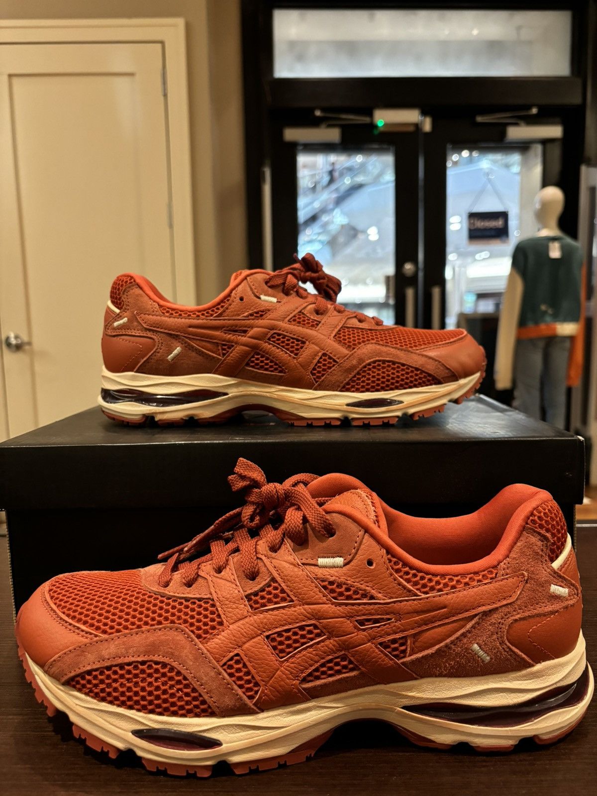 Asics × DENIM TEARS ASICS GEL-MC Plus Georgia Red Clay Size US 10 / EU 43 - 1 Thumbnail