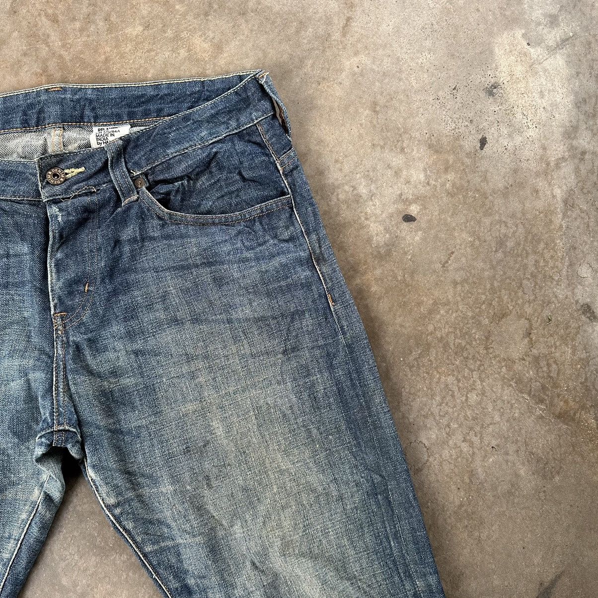 Japanese Brand Vintage Japanese Rusty Jean Faded Denim Pant W34 Size US 34 / EU 50 - 4 Thumbnail