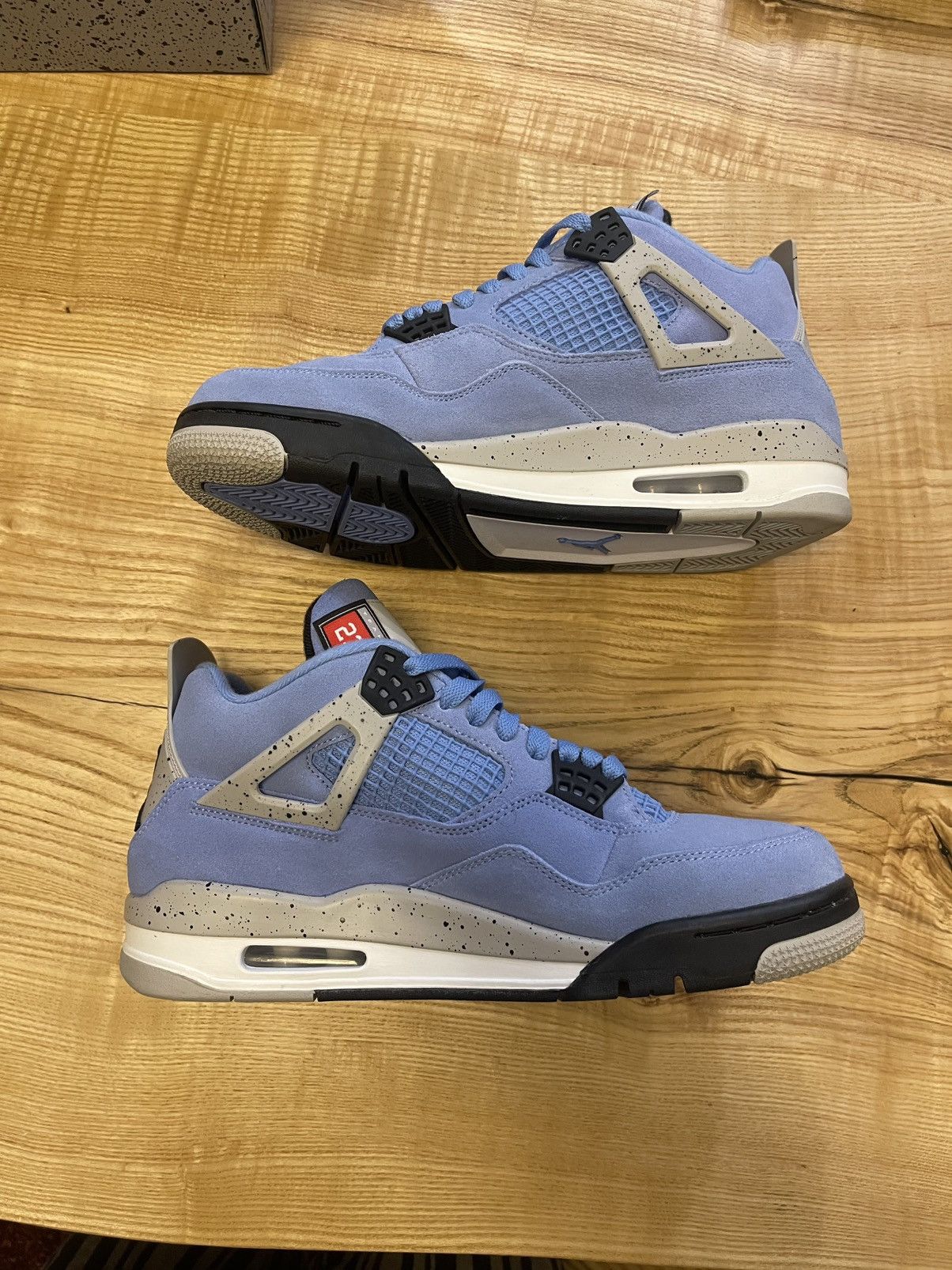 Jordan Brand Nike Air Jordan 4 University Blue size 9 Size US 9 / EU 42 - 2 Thumbnail