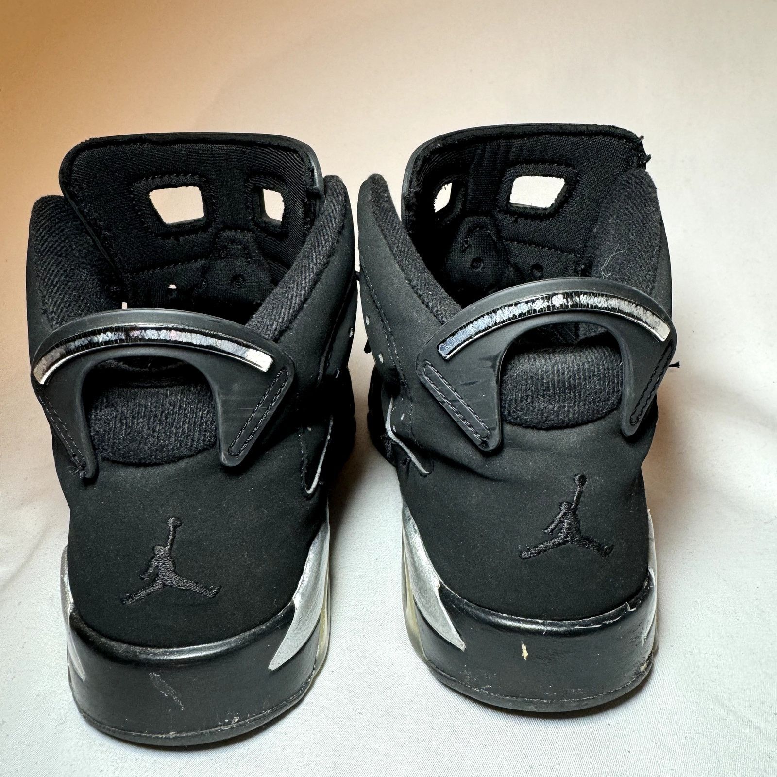Jordan Brand × Nike Nike Air Jordan 6 Retro GS Chrome Men's Shoes - Size 7 Size US 7 / EU 40 - 5 Thumbnail