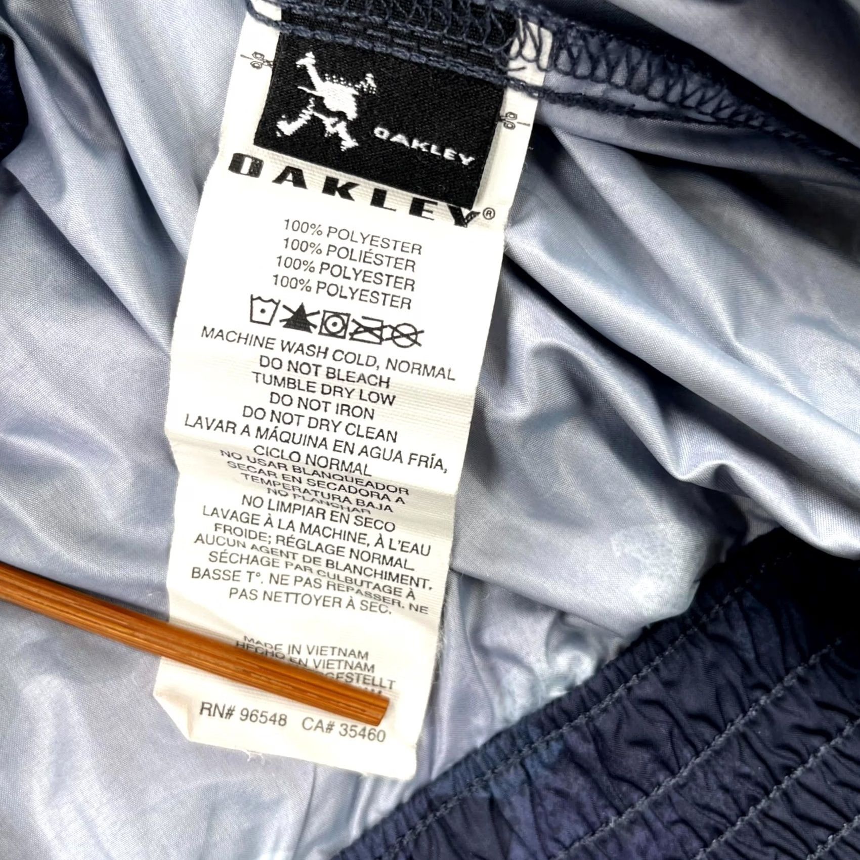 Oakley VINTAGE Oakley Jacket Mens Medium Blue Camo Windbreaker Hooded Full Zip Short Coat Cold Weather Outdoor Coat Mens Size US M / EU 48-50 / 2 - 4 Thumbnail