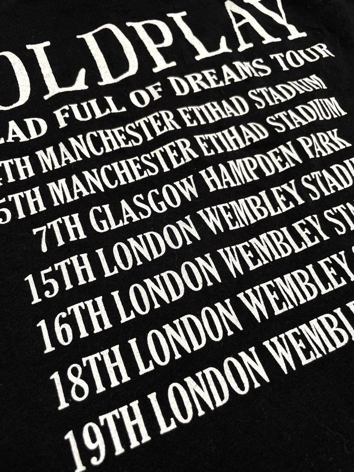 Band Tees Vintage Black T-Shirt Tee Coldplay Dreams Tour Band Size US M / EU 48-50 / 2 - 7 Thumbnail