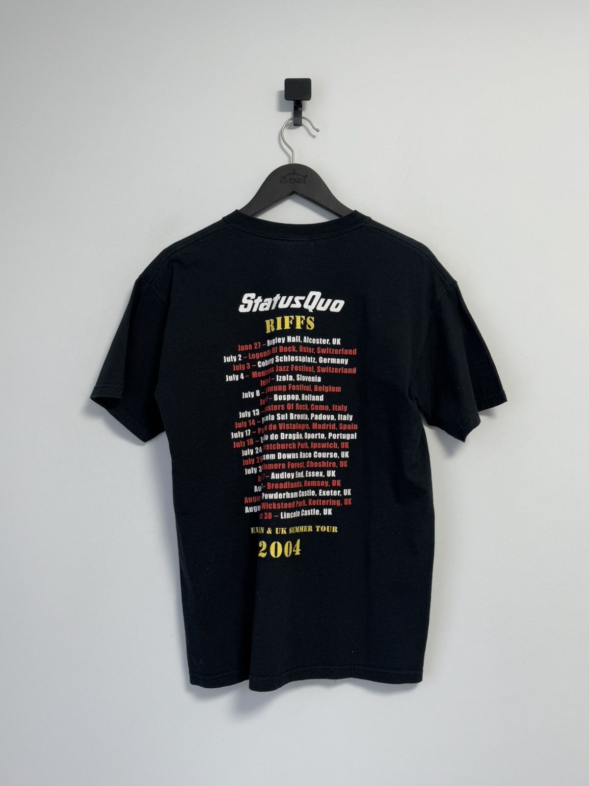 Band Tees Vintage 2004 Status Quo World Tour Size US M / EU 48-50 / 2 - 8 Thumbnail