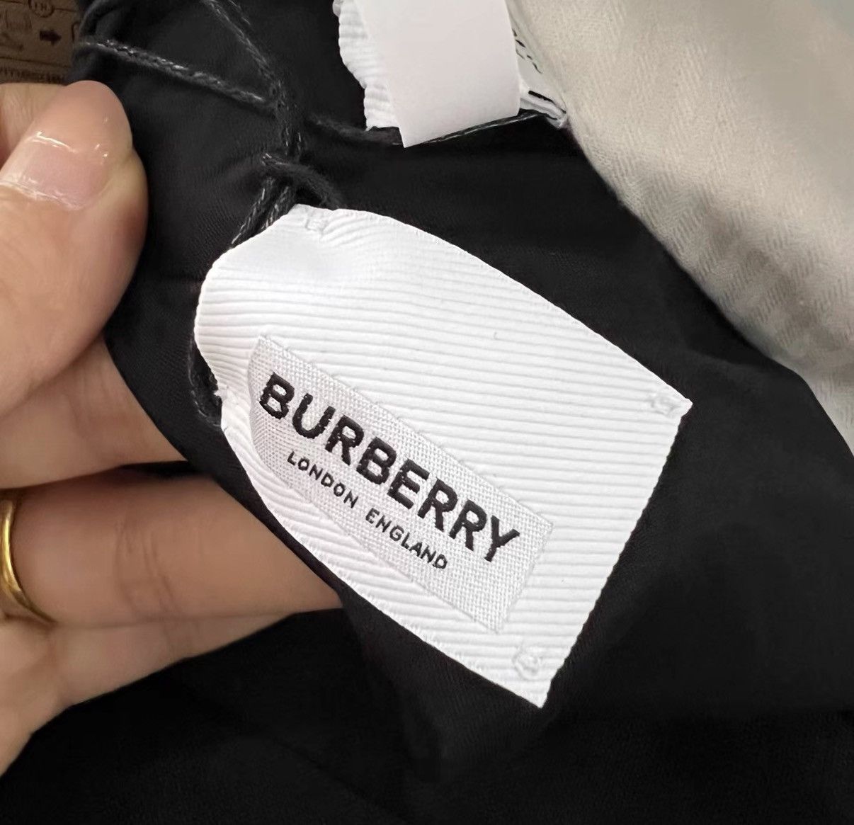Burberry Burberry Black Casual Dress Pants J41 Size 24" / US 00 / IT 34 - 3 Thumbnail