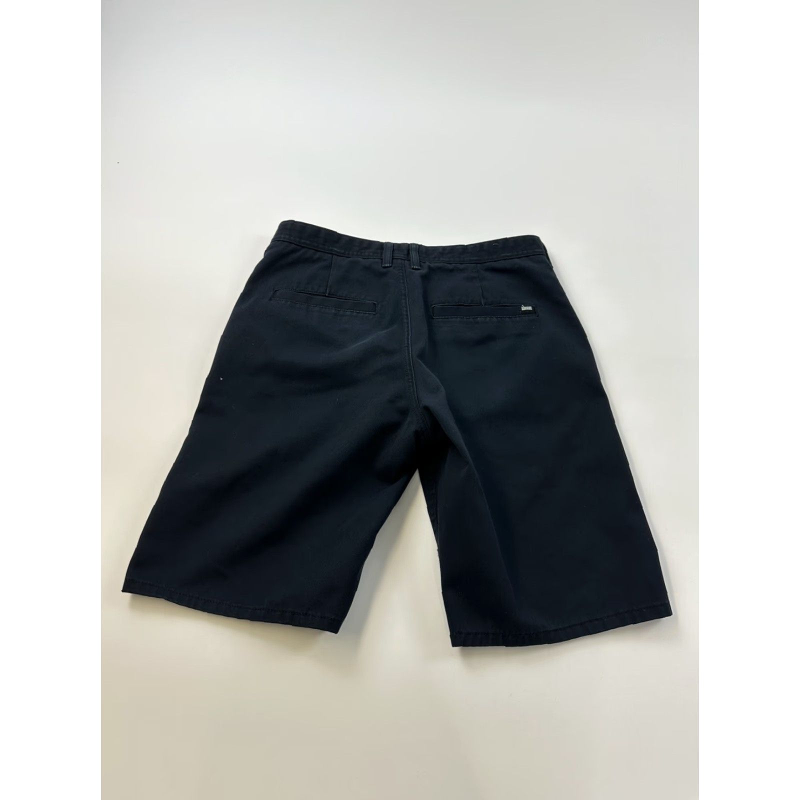 Vintage VINTAGE Free World Shorts Men 32 Black Chino Skateboarding Y2K 90s Mens Size US 32 / EU 48 - 2 Thumbnail