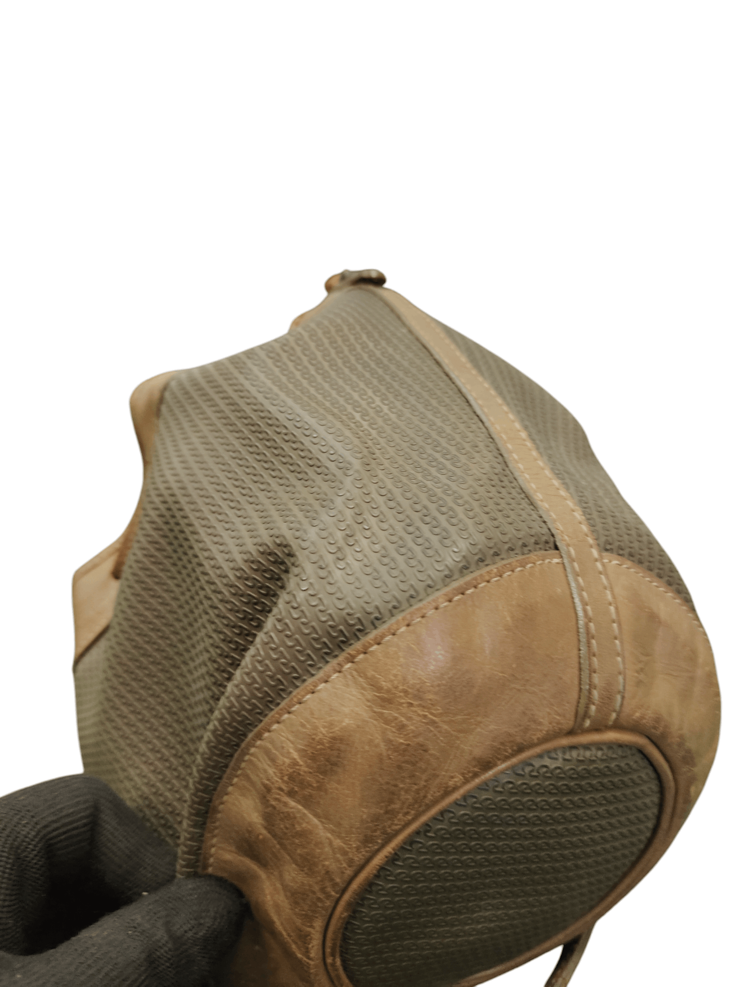 Charles Jourdan Vintage Charles Jourdan Patina Leather Bucket Mini Bag Size ONE SIZE - 9 Thumbnail