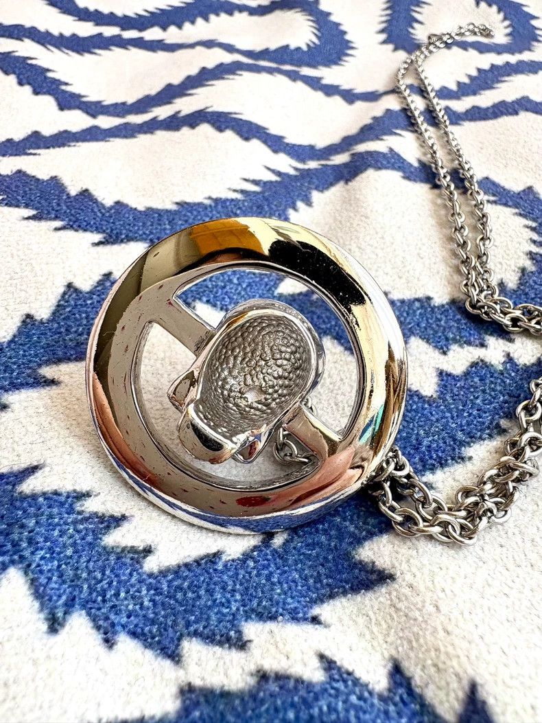 Vivienne Westwood Vivienne Westwood 3D Skull Orb Necklace Size ONE SIZE - 9 Thumbnail