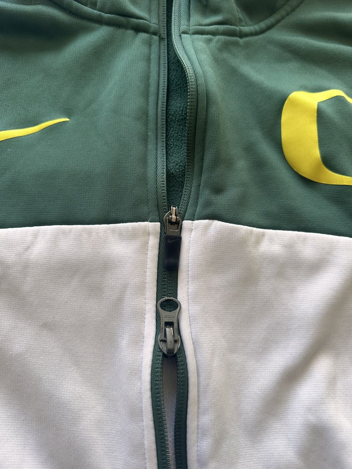 Nike Oregon DUCKS Football TEAM ISSUED Nike Therma-Fit JACKET Size US L / EU 52-54 / 3 - 7 Thumbnail