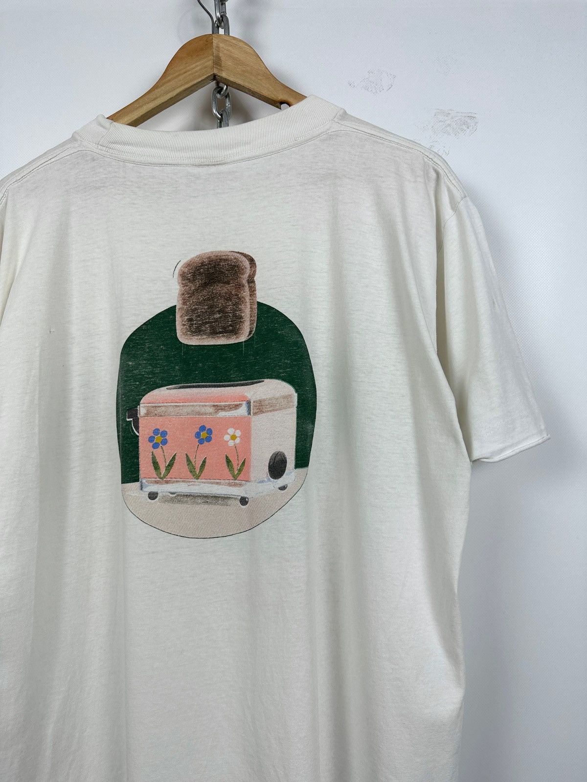 Cartoon Network 1989 Vintage Wallace & Gromit Crackin Toast T-Shirt Size US XL / EU 56 / 4 - 10 Thumbnail