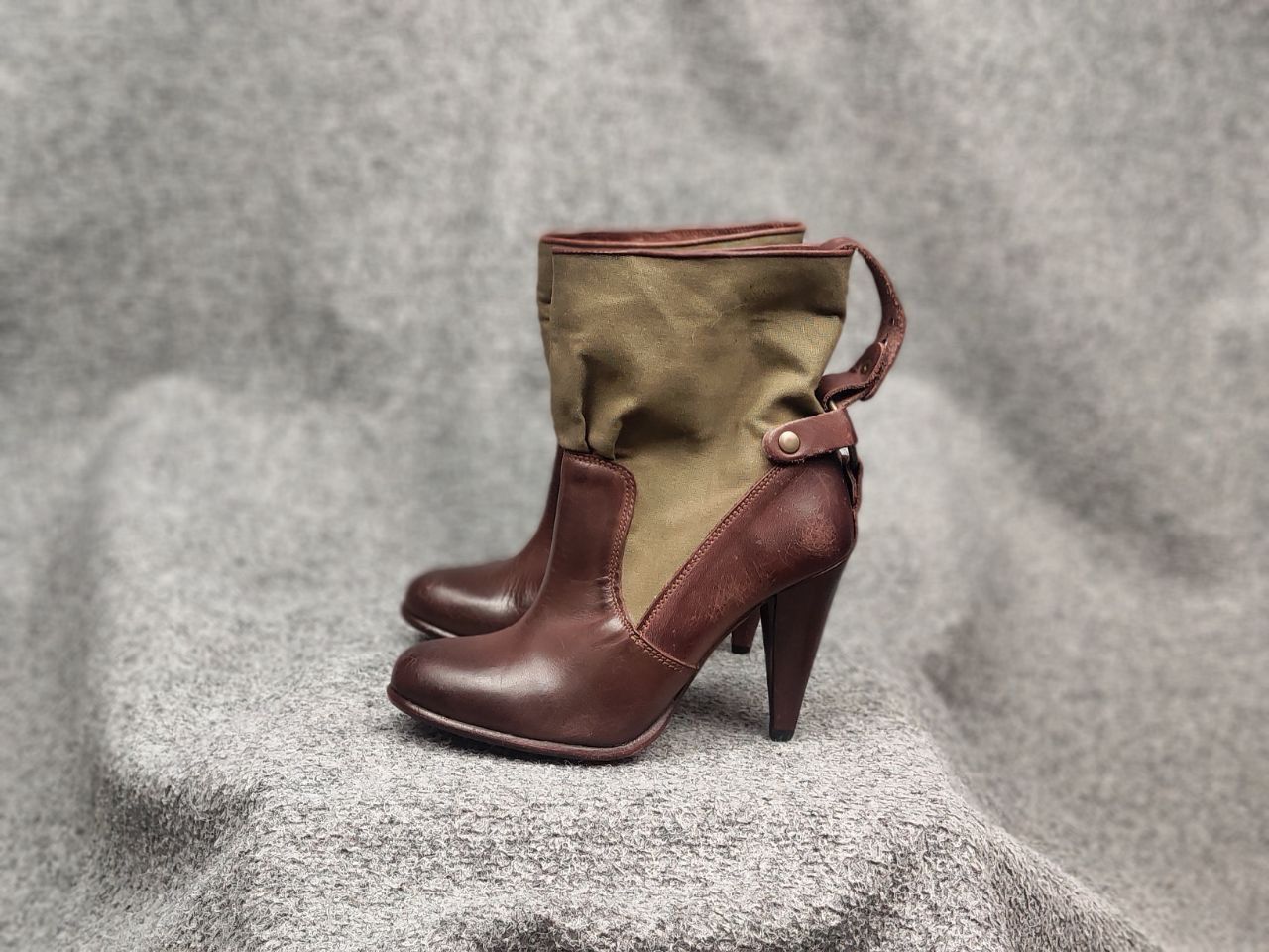 Diesel Black Gold Diesel Black Gold Military Green Leather canvas Heeled Boots Size US 7 / IT 37 - 7 Thumbnail