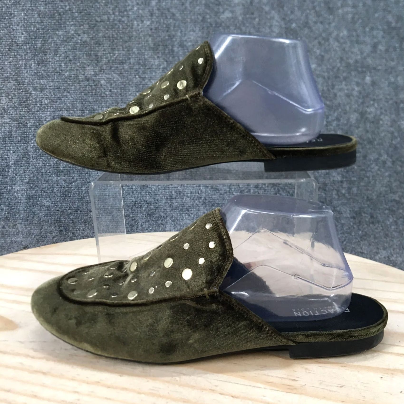 Kenneth Cole Kenneth Cole Reaction Wyatt Sandals Mules Womens 9.5 M Green Velvet Size US 10 / IT 40 - 2 Thumbnail